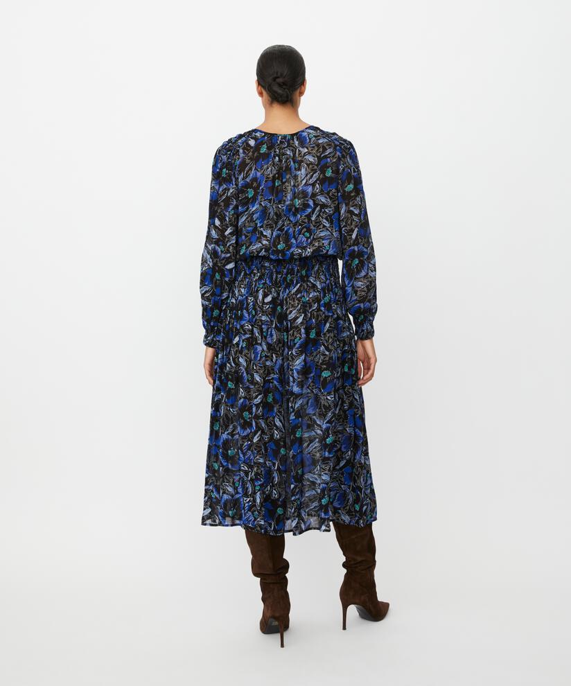 Kleid aus leichter, transparenter Viskose mit gesmokter Taille, Surf the web