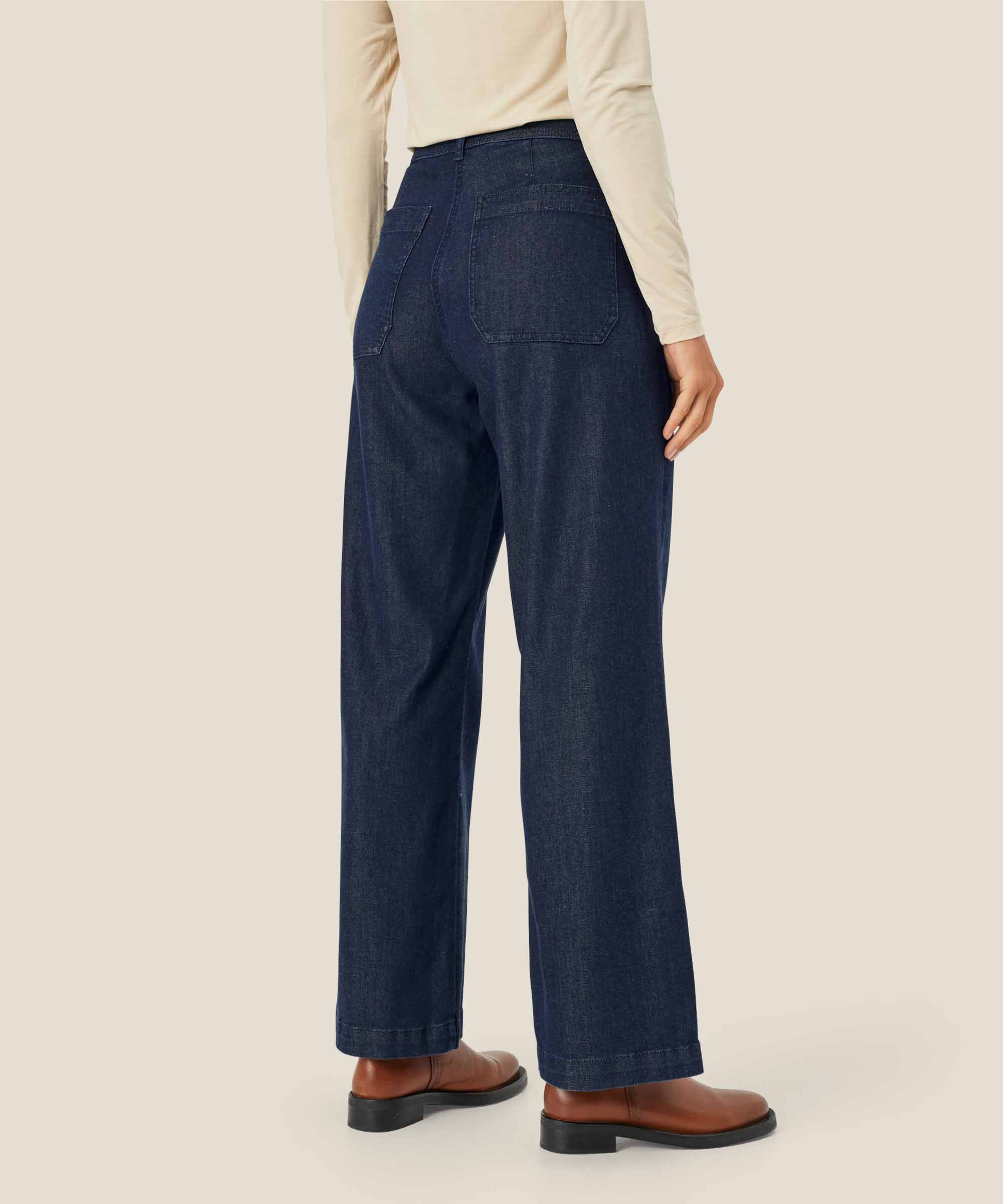 Jeans mit Stretch und geradem Bein, Dark Denim