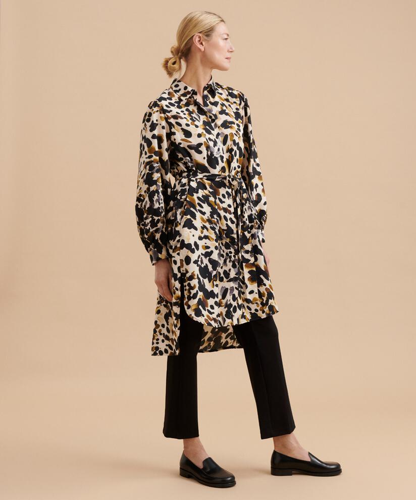 Hemdkleid mit Gürtel und längerem Rücken, Starfish