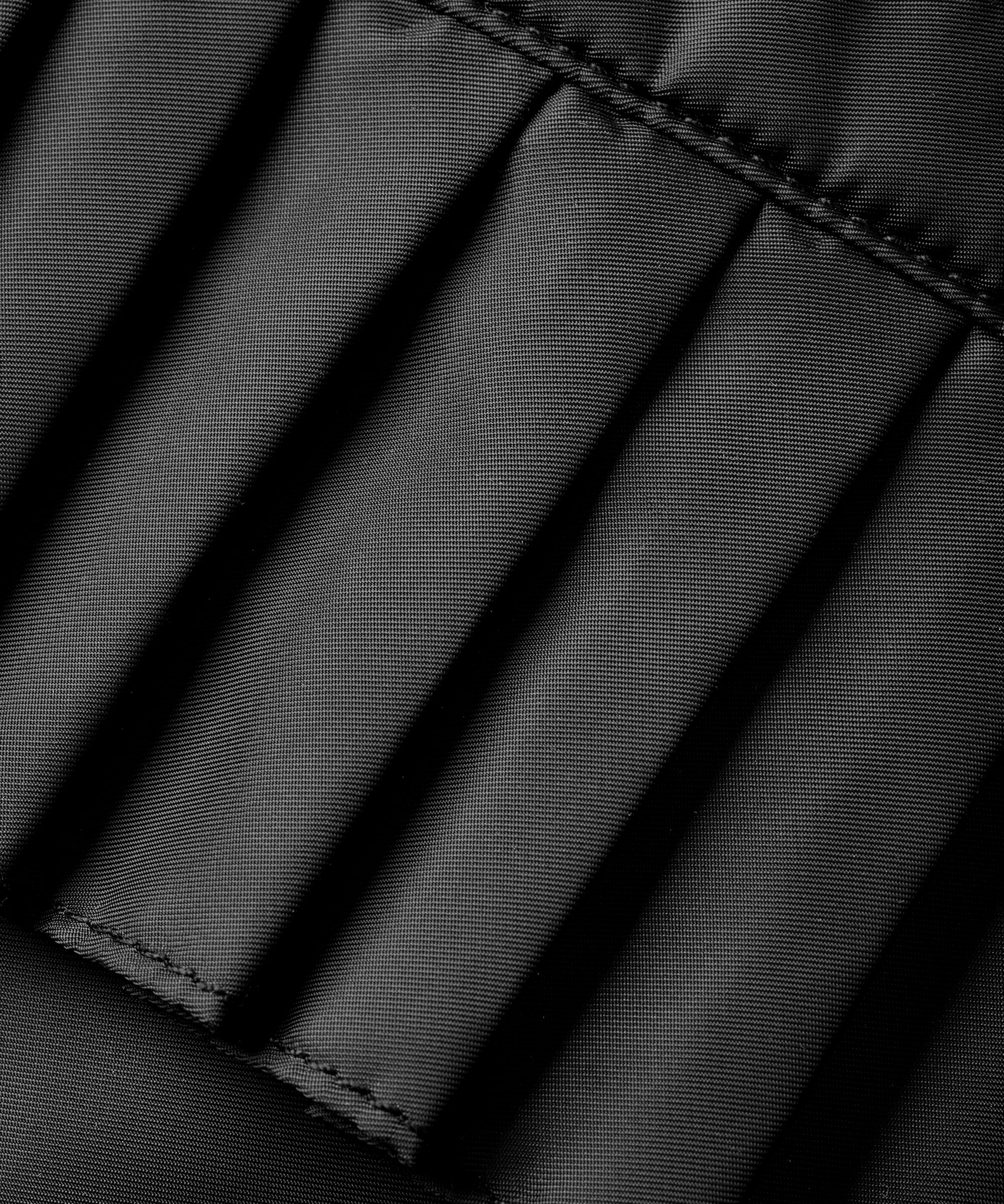 Nylontasche mit Rüschen, Black