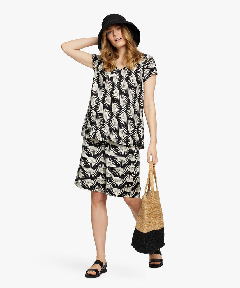 PINJA SHORTS, Black