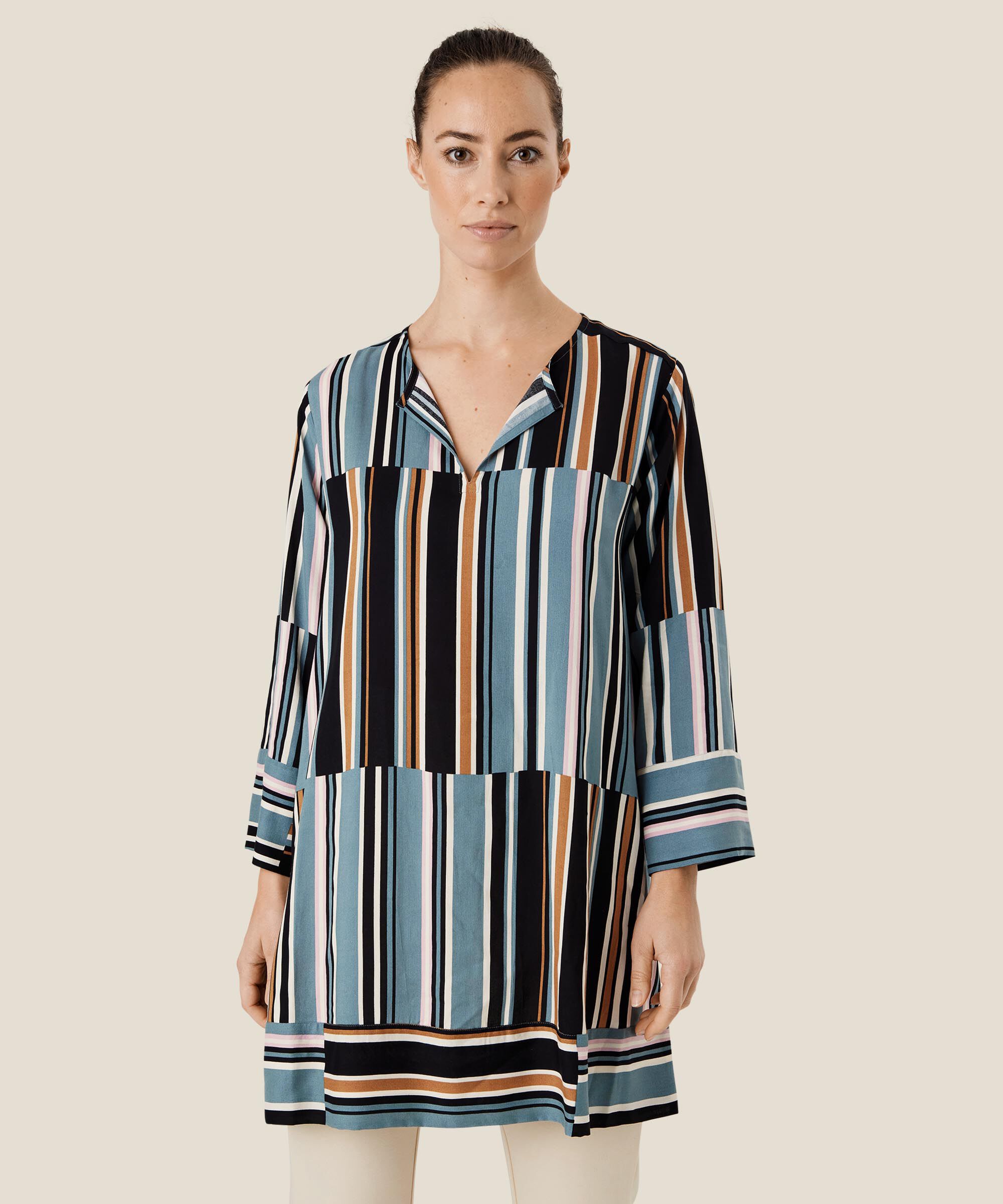 Gybit Tunika, Goblin Blue