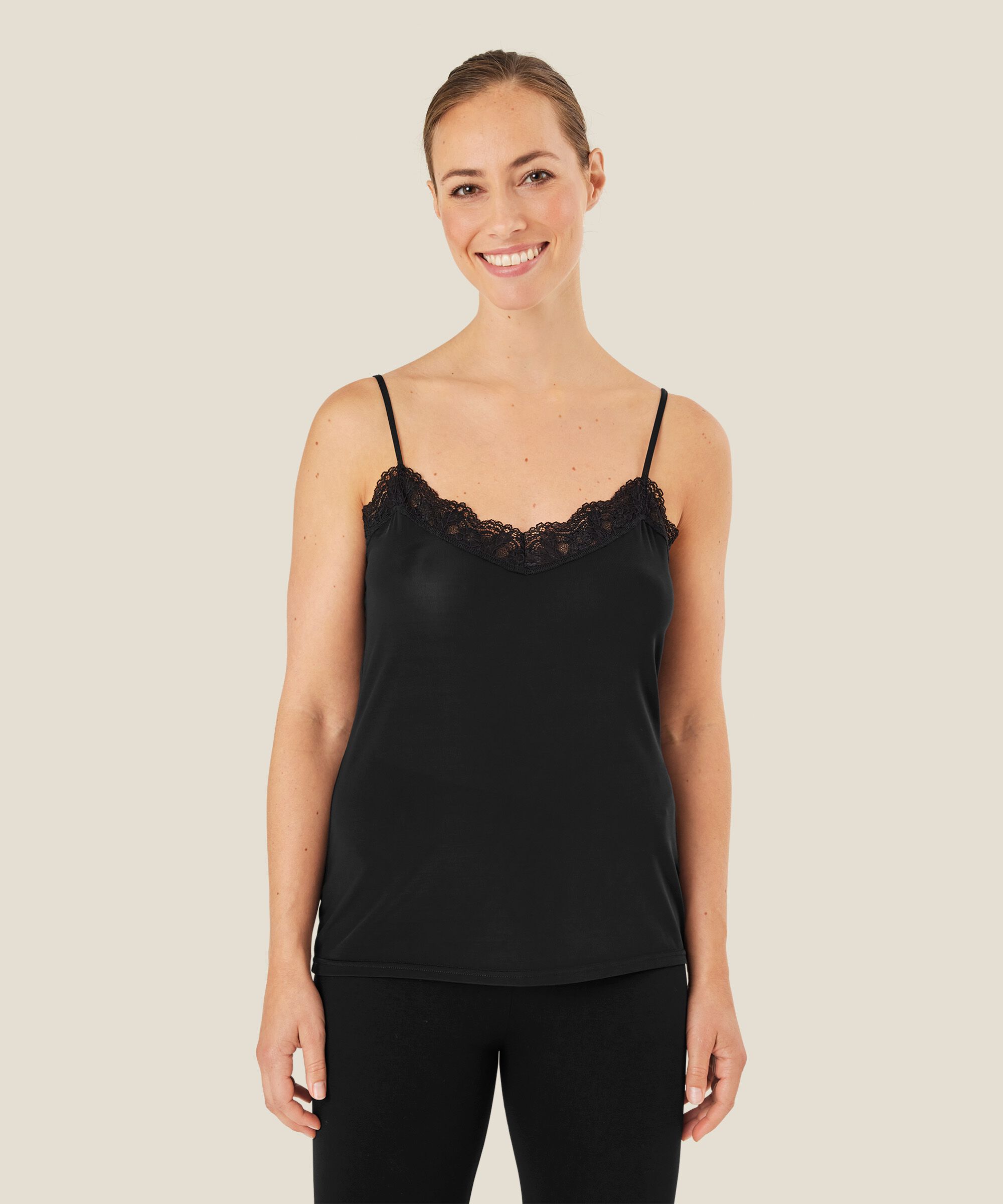 Tanktop mit Spitzendetail, Black