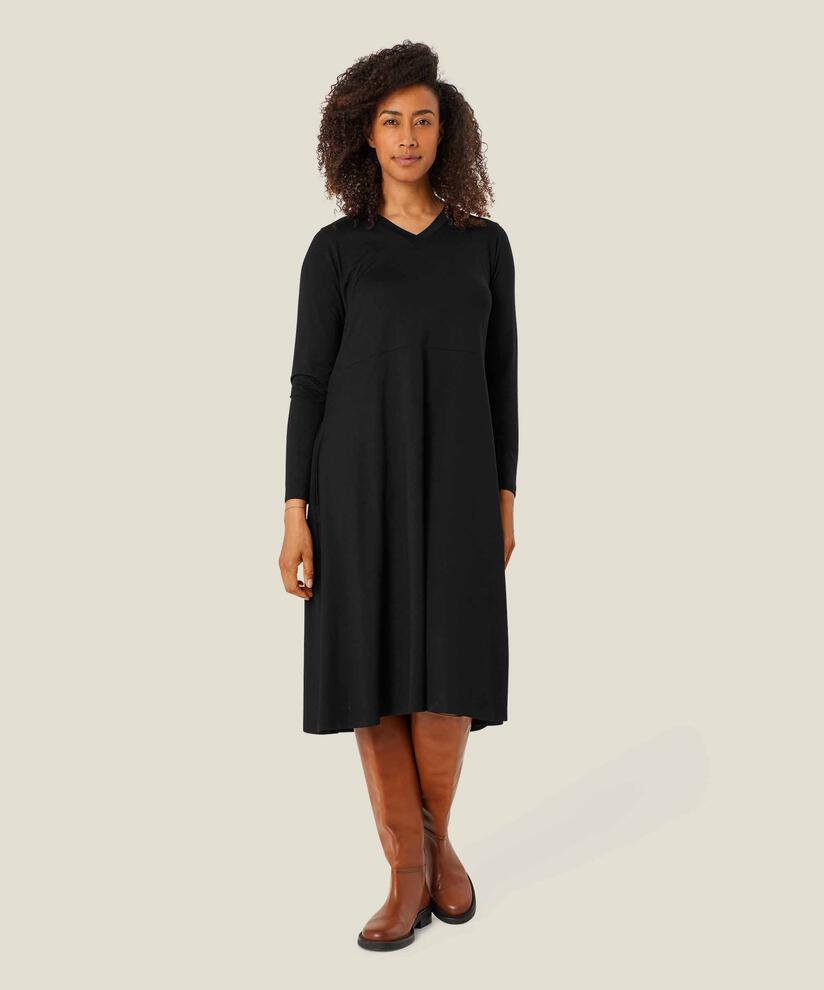 Jerseykleid Mit Langen Ärmeln Und Eingrifftaschen, Black
