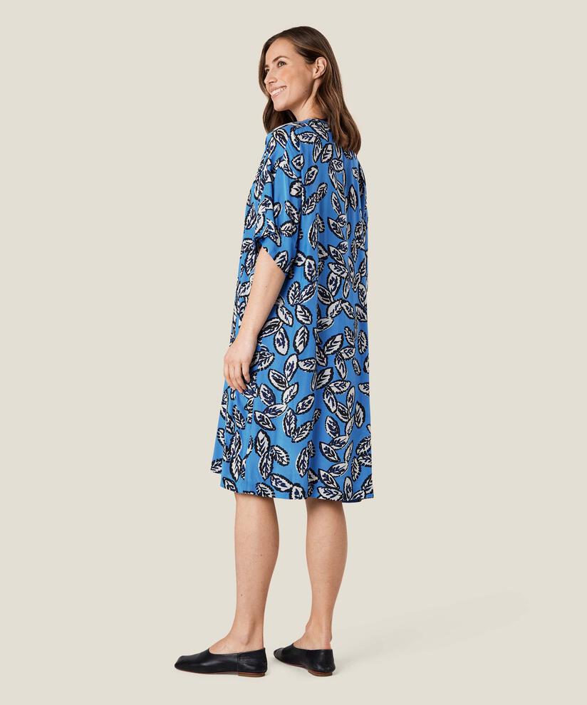 Nabi Kleid, Nebulas Blue