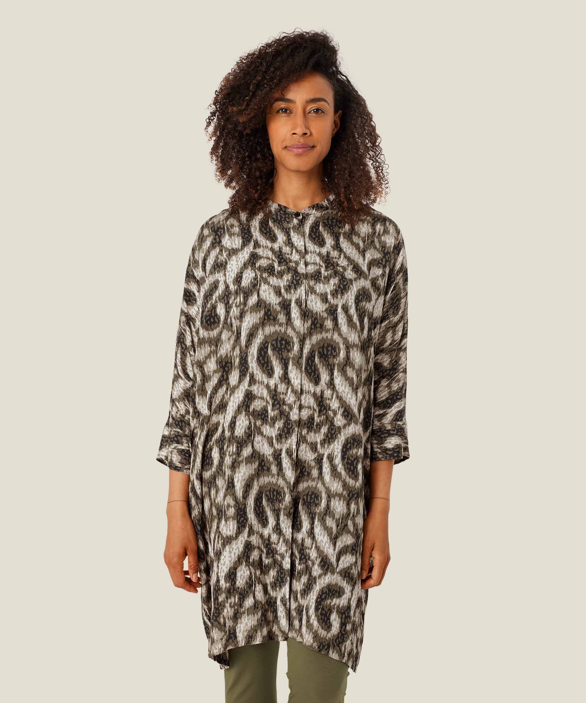 gemustertes Hemdblusenkleid aus Viskose, Sea Turtle