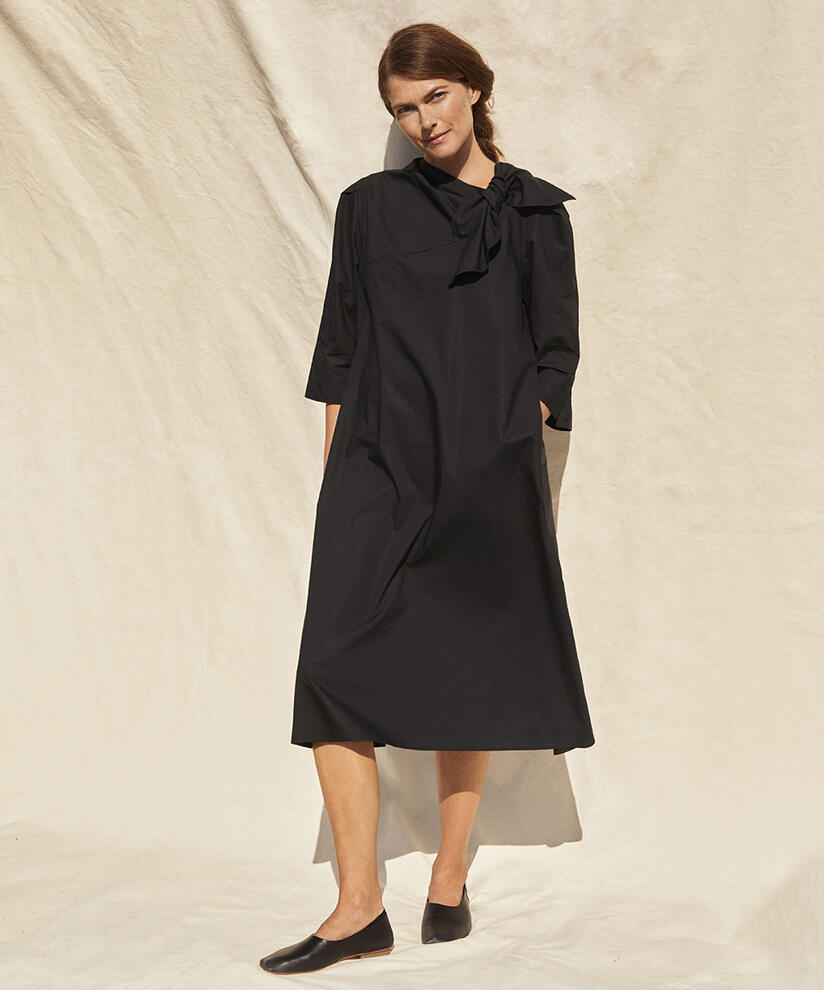 NILAN KLEID, Black