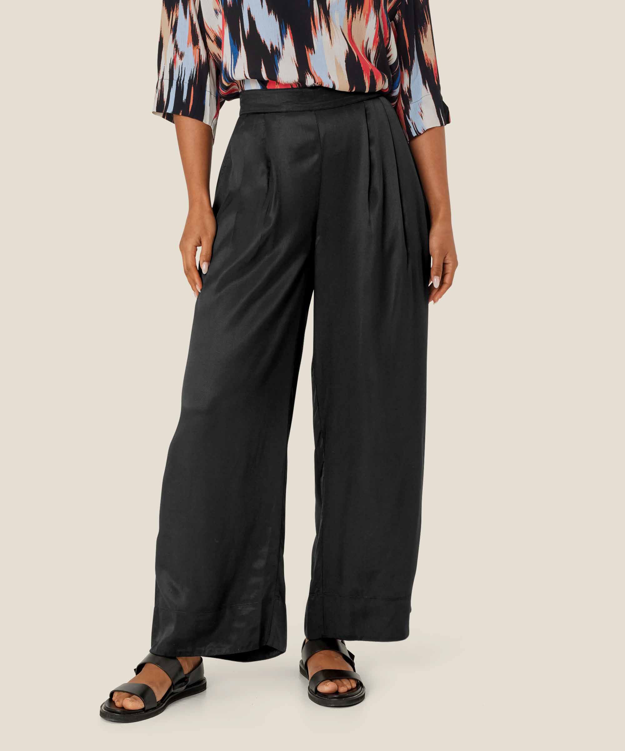 Viskosehose mit Gummizug hinten, Black