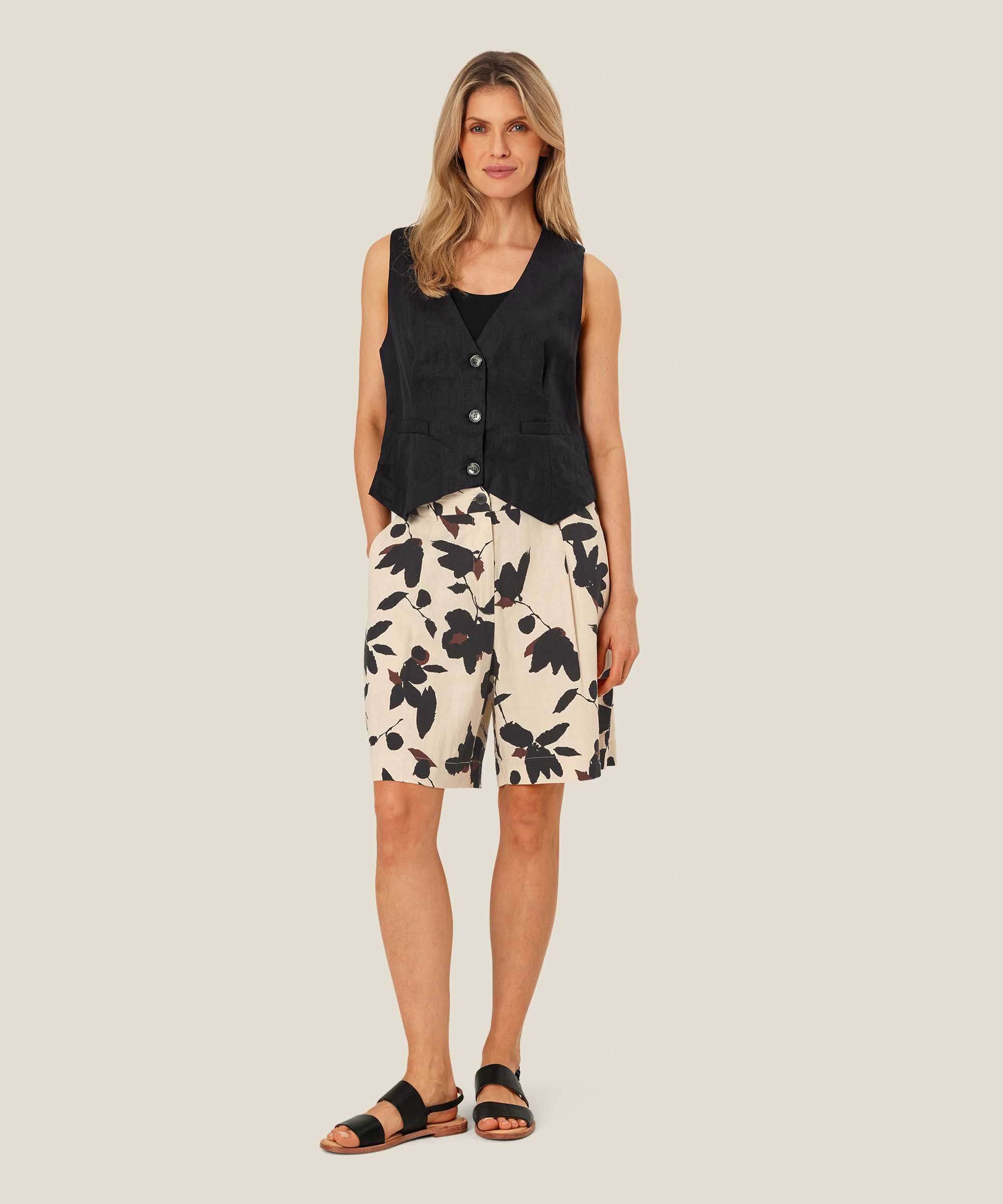 feminine Weste aus Leinen, Black