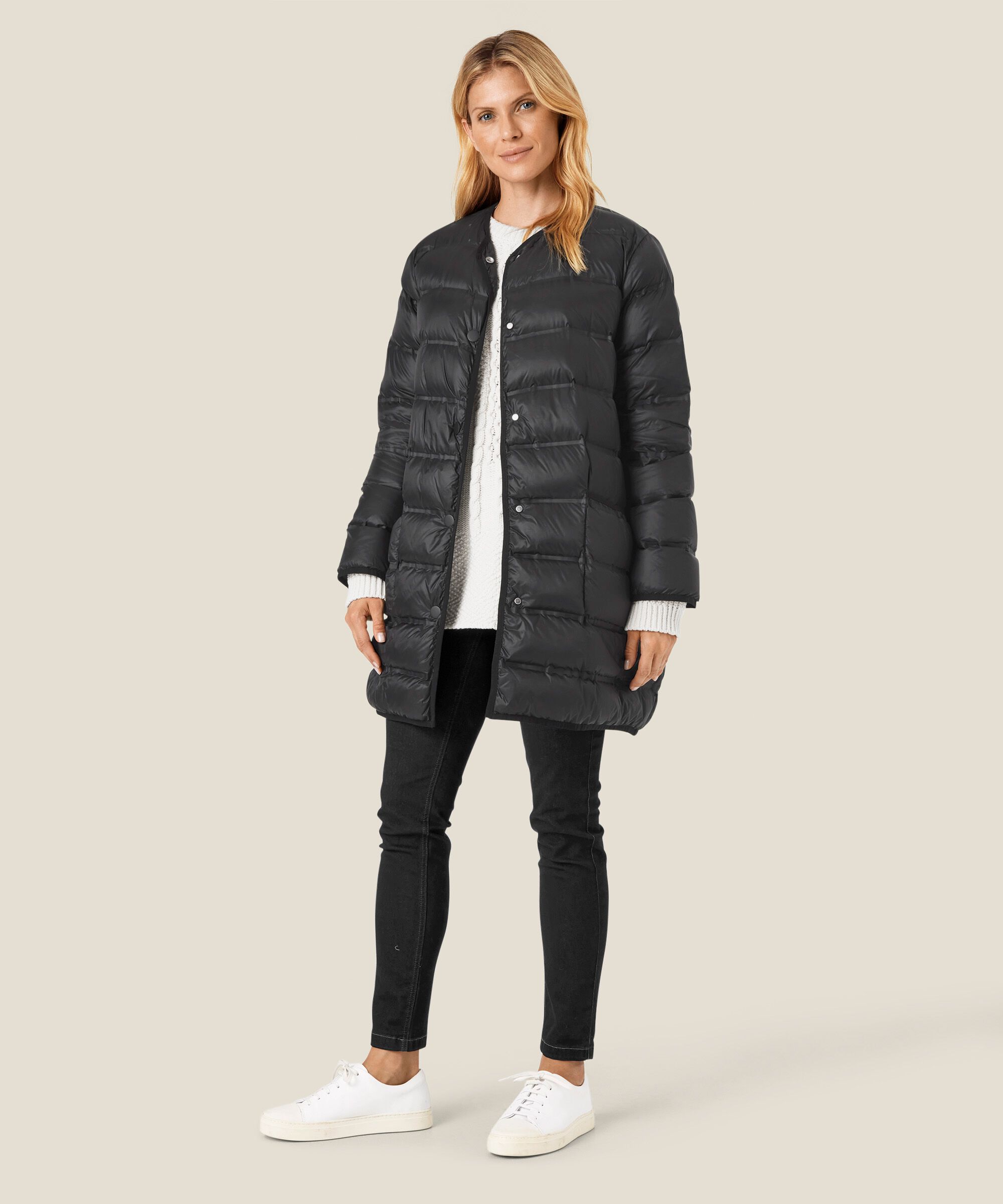 Tuvani Daunenmantel, Black