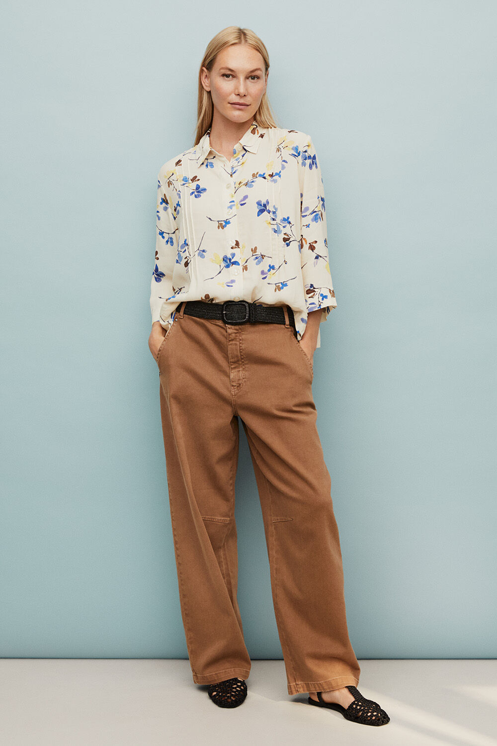 Viskose-hemd Mit 3/4-arm Und Ziern&auml;hten - Fog, schmaler, schwarzer geflochtener G&uuml;rtel - Black, Stretchjeans aus weicher Baumwolle - Otter