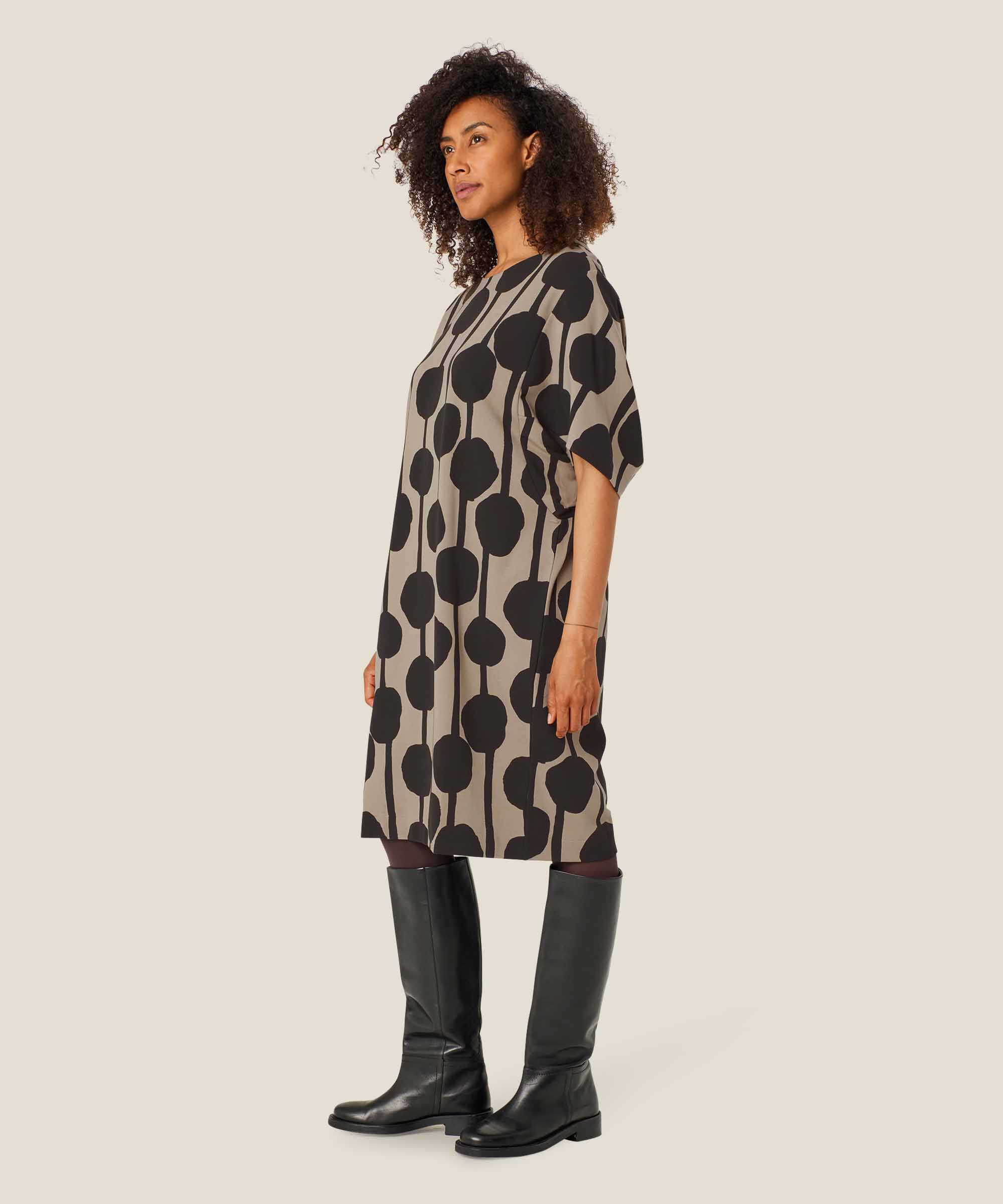Jerseykleid mit Dreiviertelärmeln, Roast Cashew