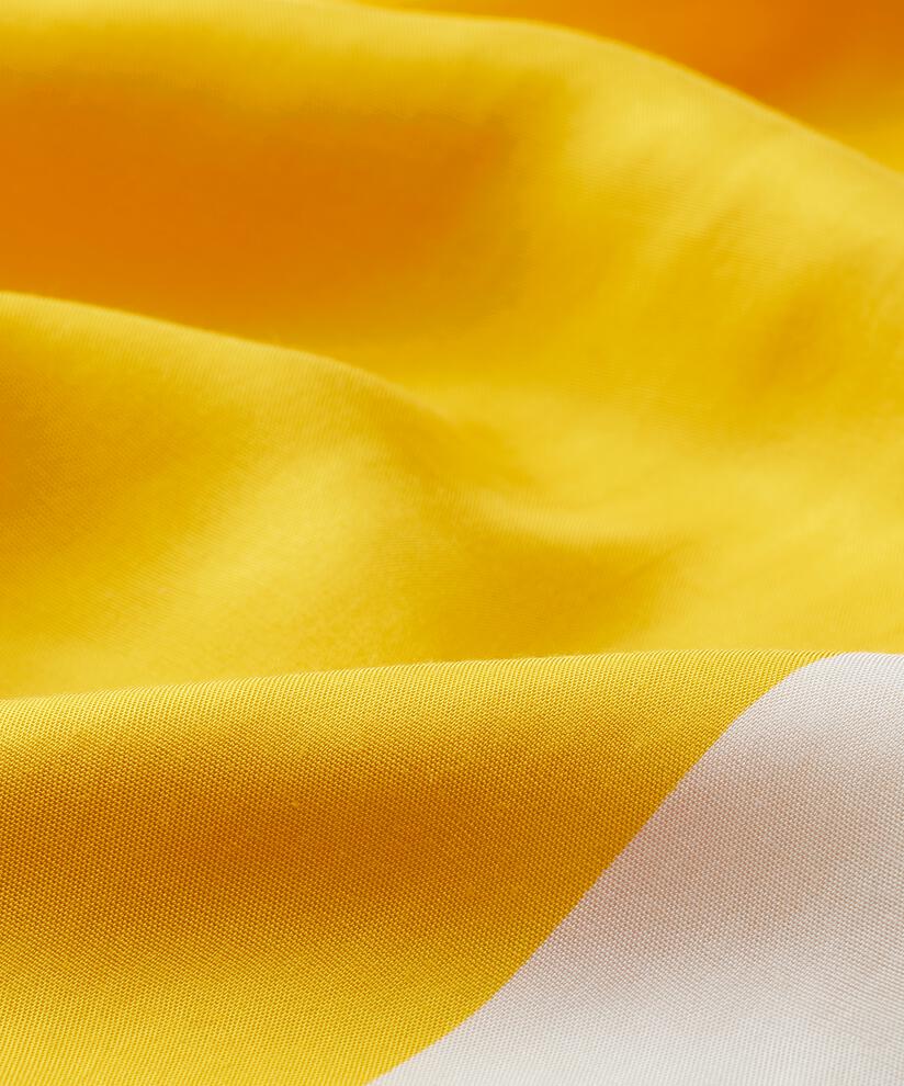 Aurona tuch, Saffron