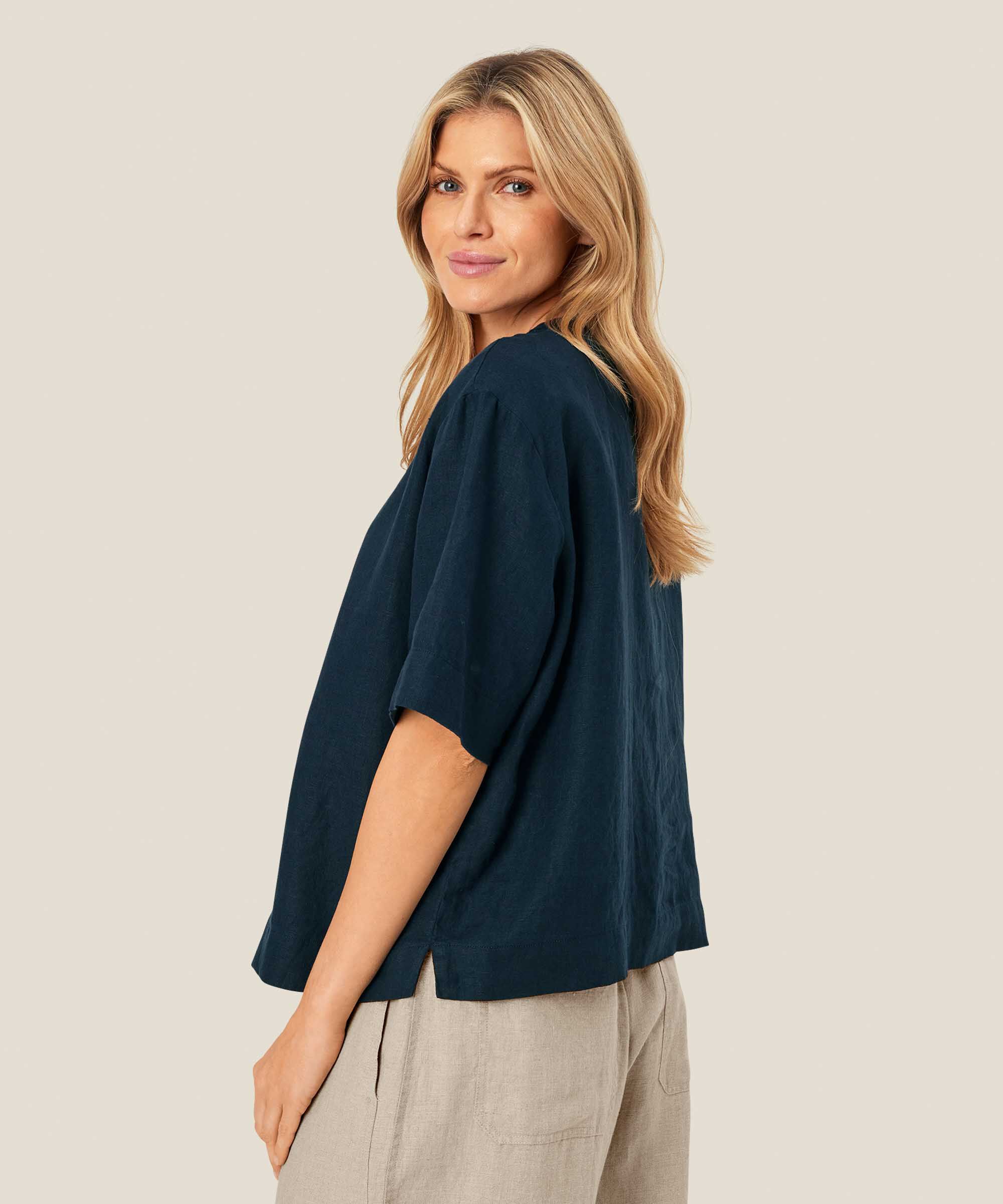 Bluse aus Leinen mit Vordertasche, Navy