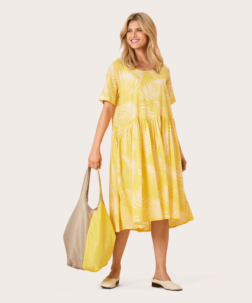 NURISA KLEID, Celery