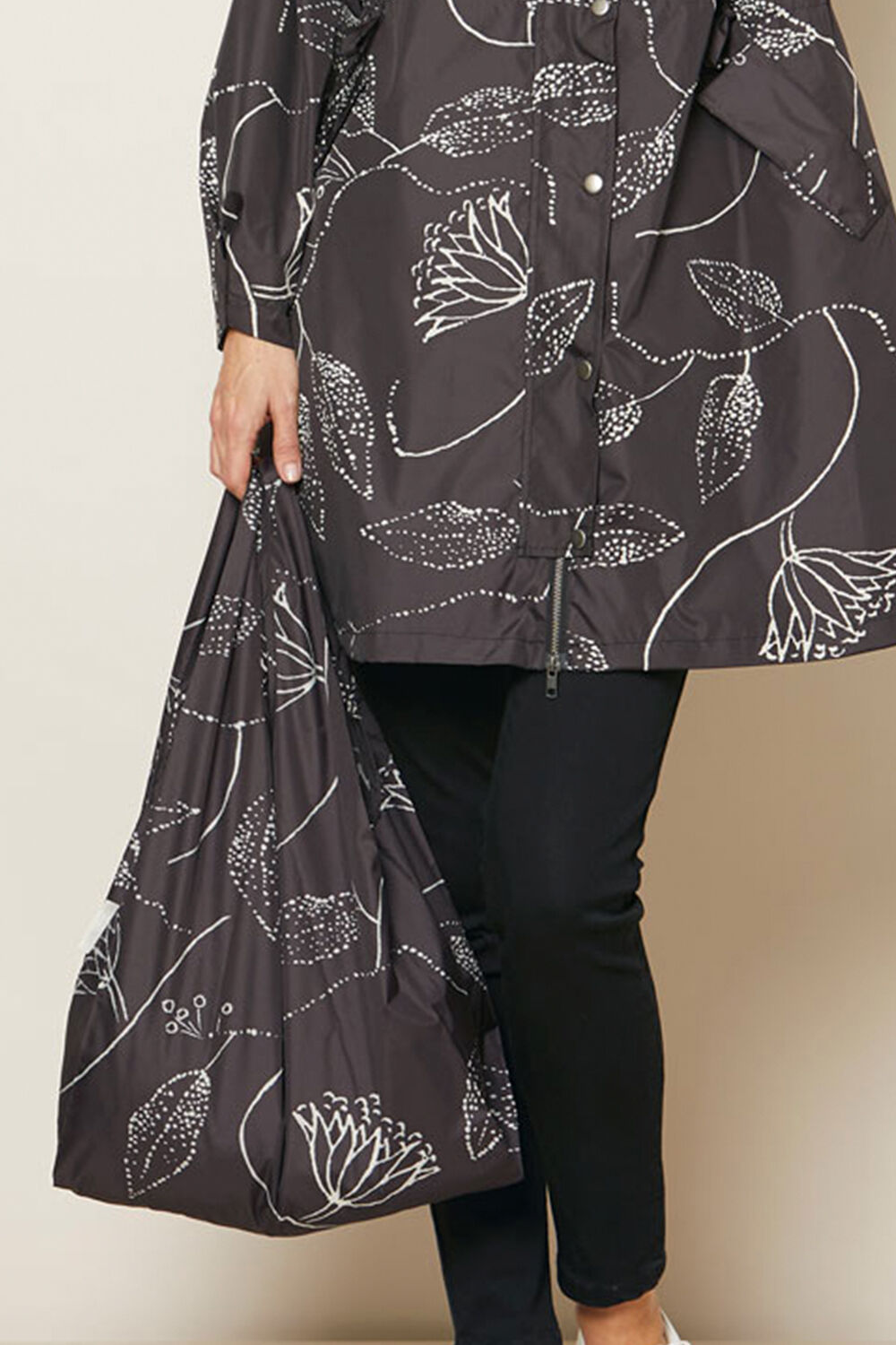 ADALINA TRAGETASCHE, Black