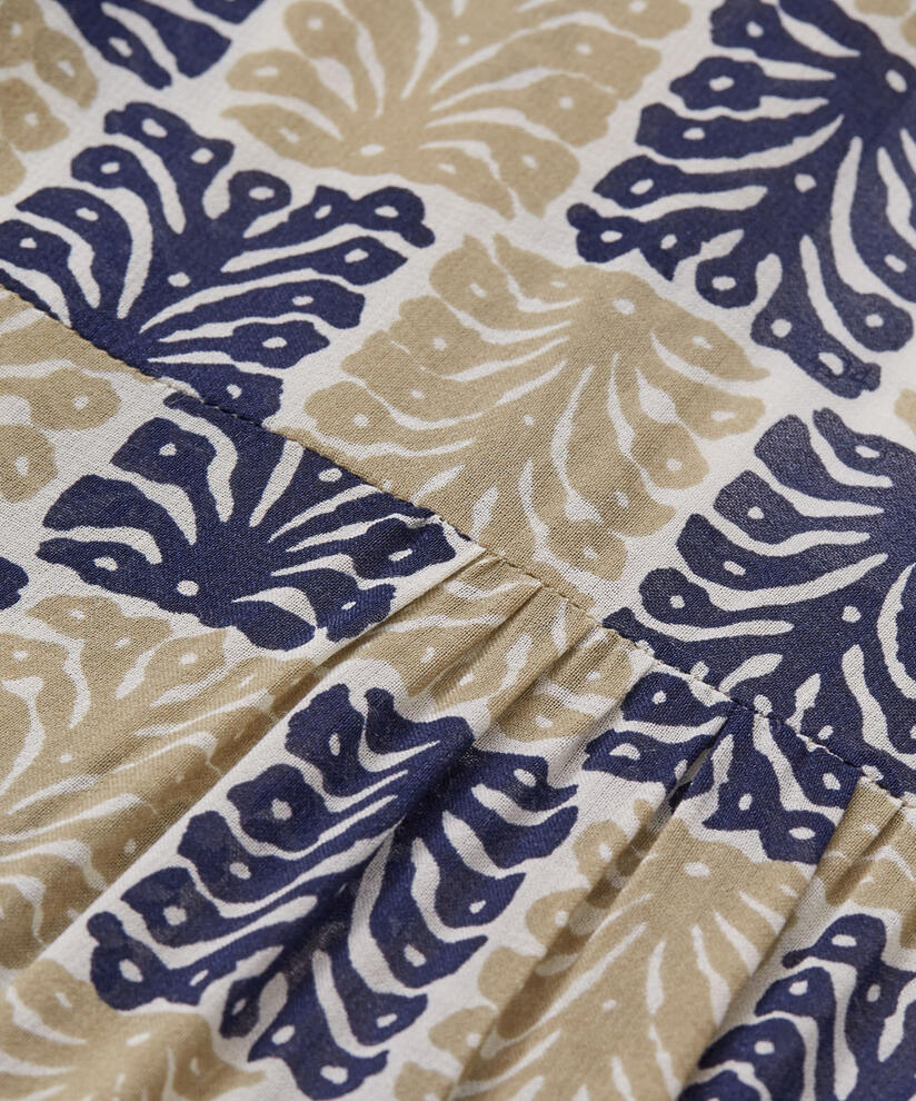 NYKIA KLEID, Travertine