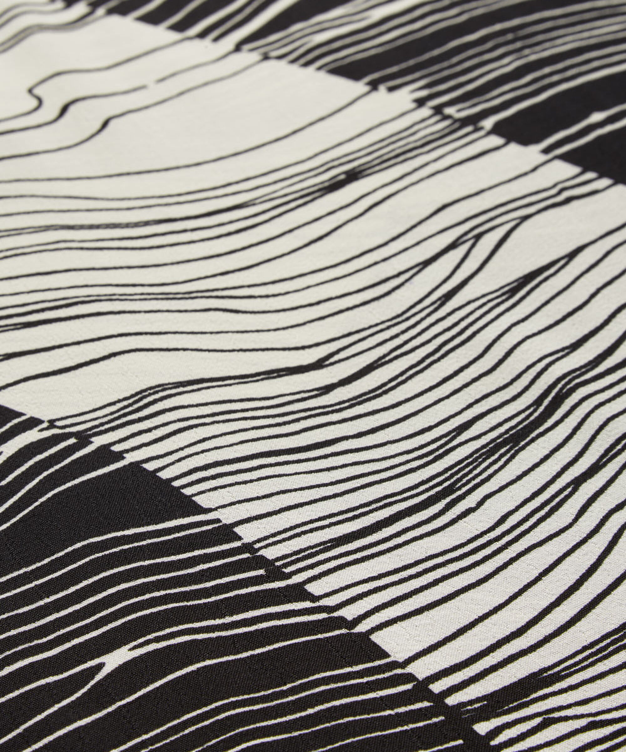 NABI KLEID, Whitecap