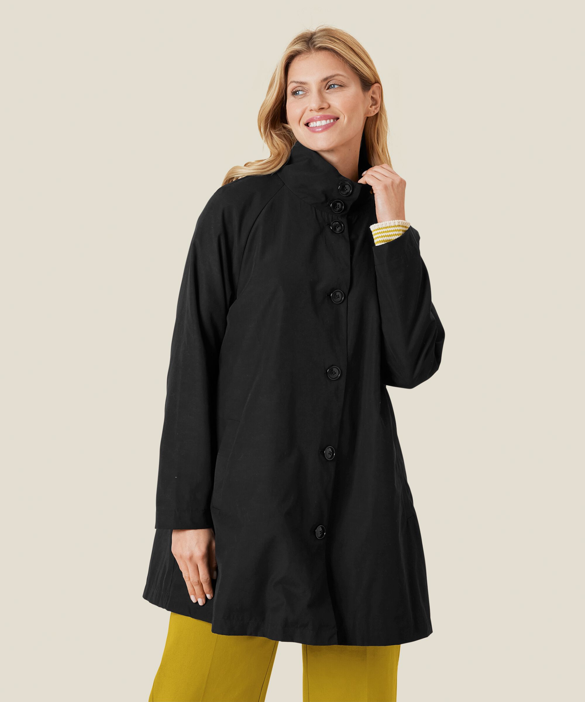 Teresa Mantel, Black