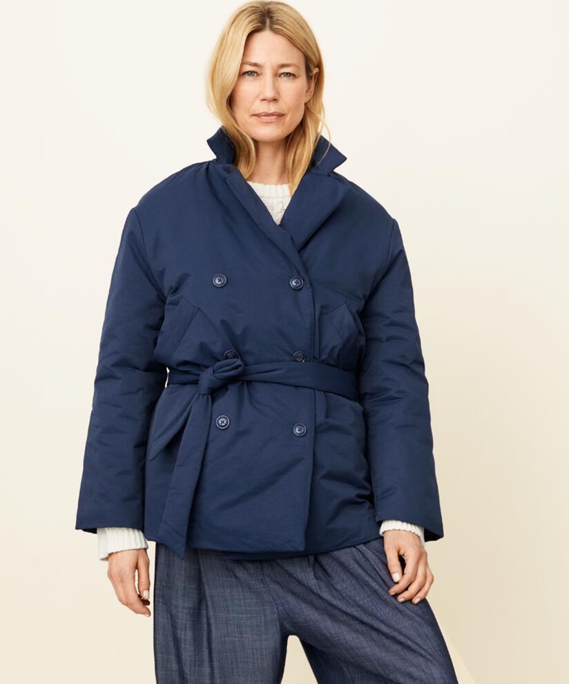 Toha Mantel, Navy Blazer