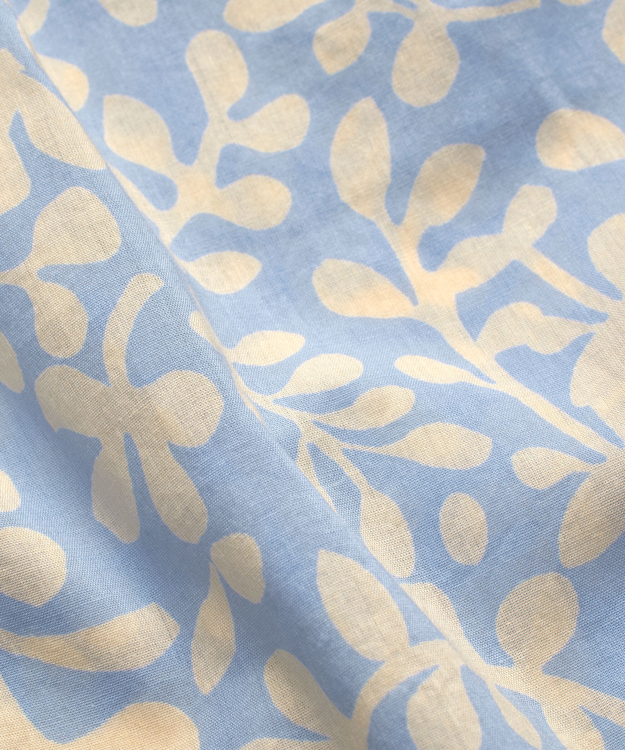 geblümte Baumwollbluse mit V-Ausschnitt, Della Blue