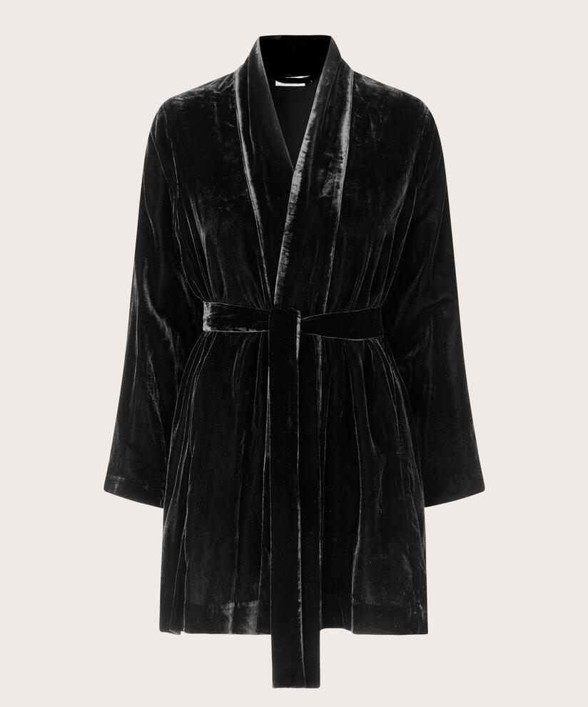 Johanna Jacke, Black