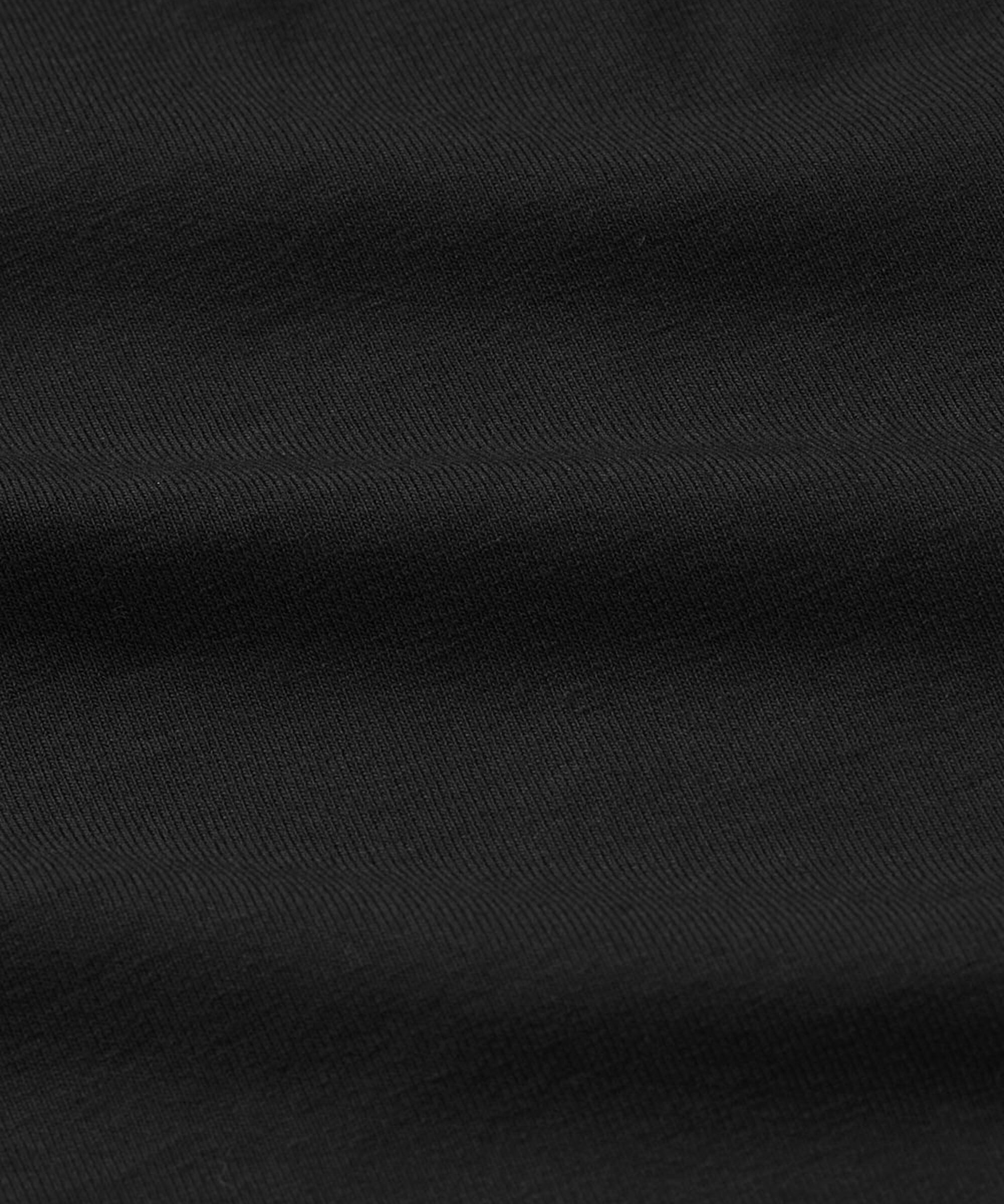 Sari ROCK, Black