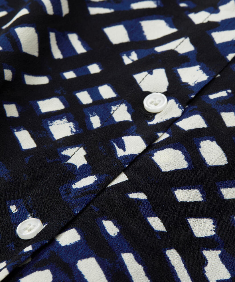IASNA HEMDBLUSE, Medieval blue