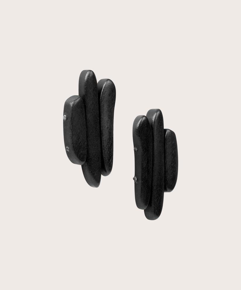 Ohrringe mit schwarzen Holzperlen, Black
