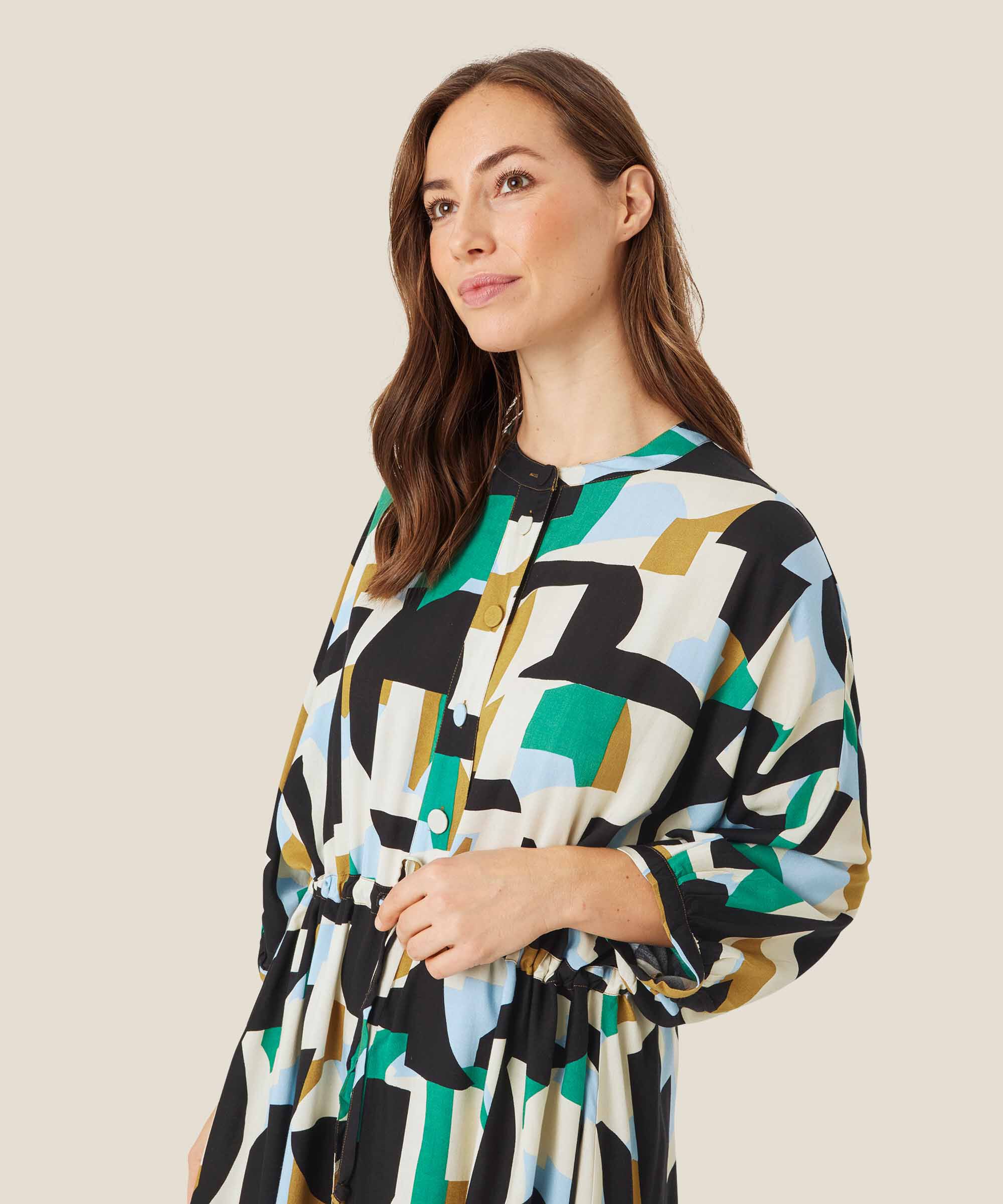 Gemustertes Viskosekleid mit Knöpfen und Bändern, Greenlake