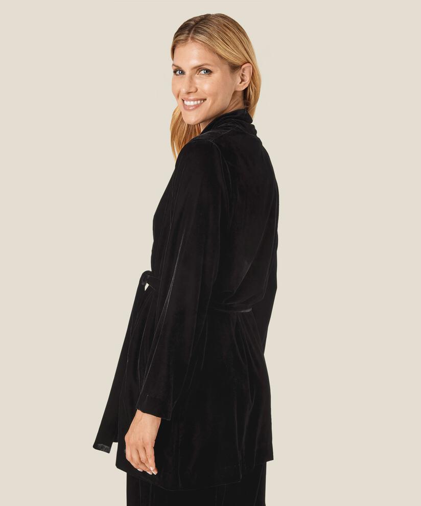Johanna Jacke, Black