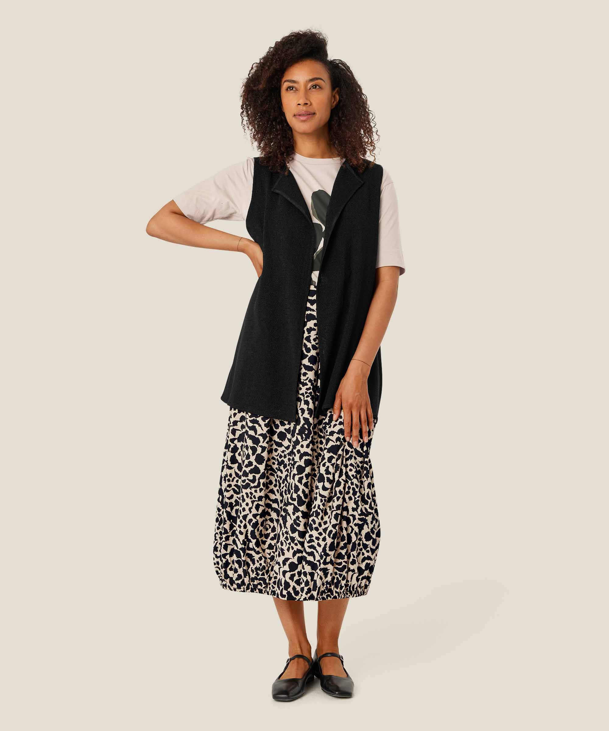 Lange, Offene Bouclé-weste, Black