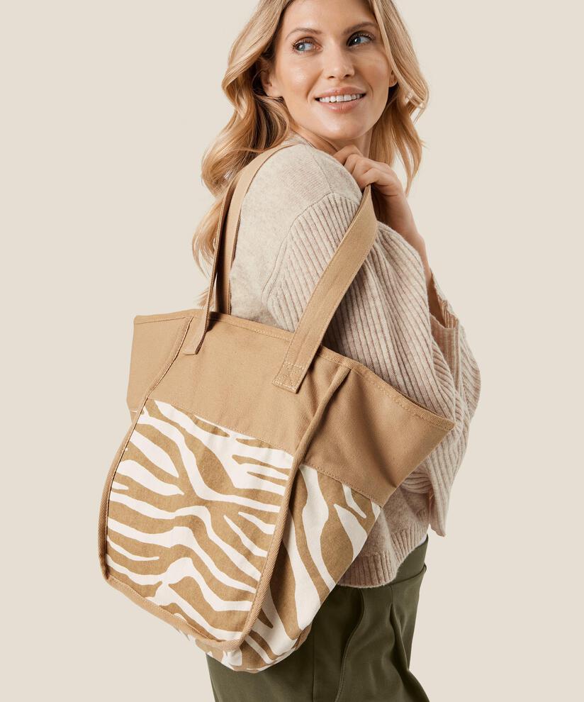 Rio Tasche, Travertine