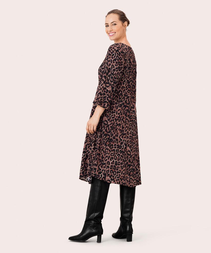 Nita Kleid, Paprika