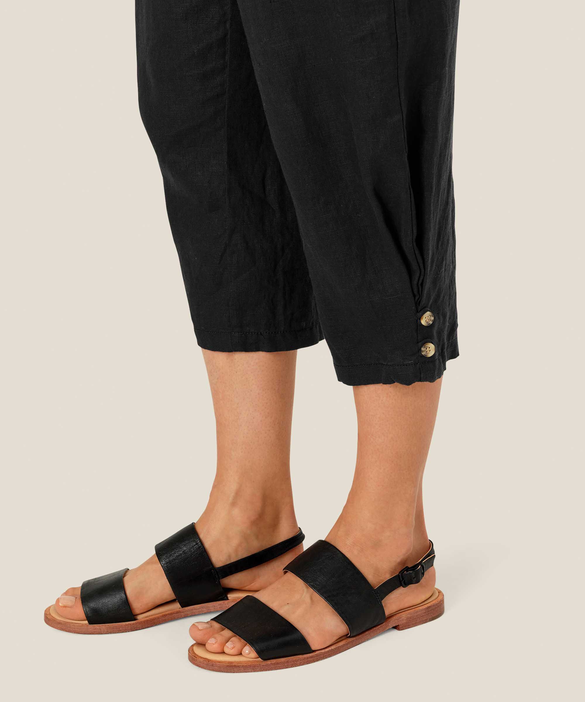 Leinenhose mit breitem, gesmoktem Gummizug hinten, Black
