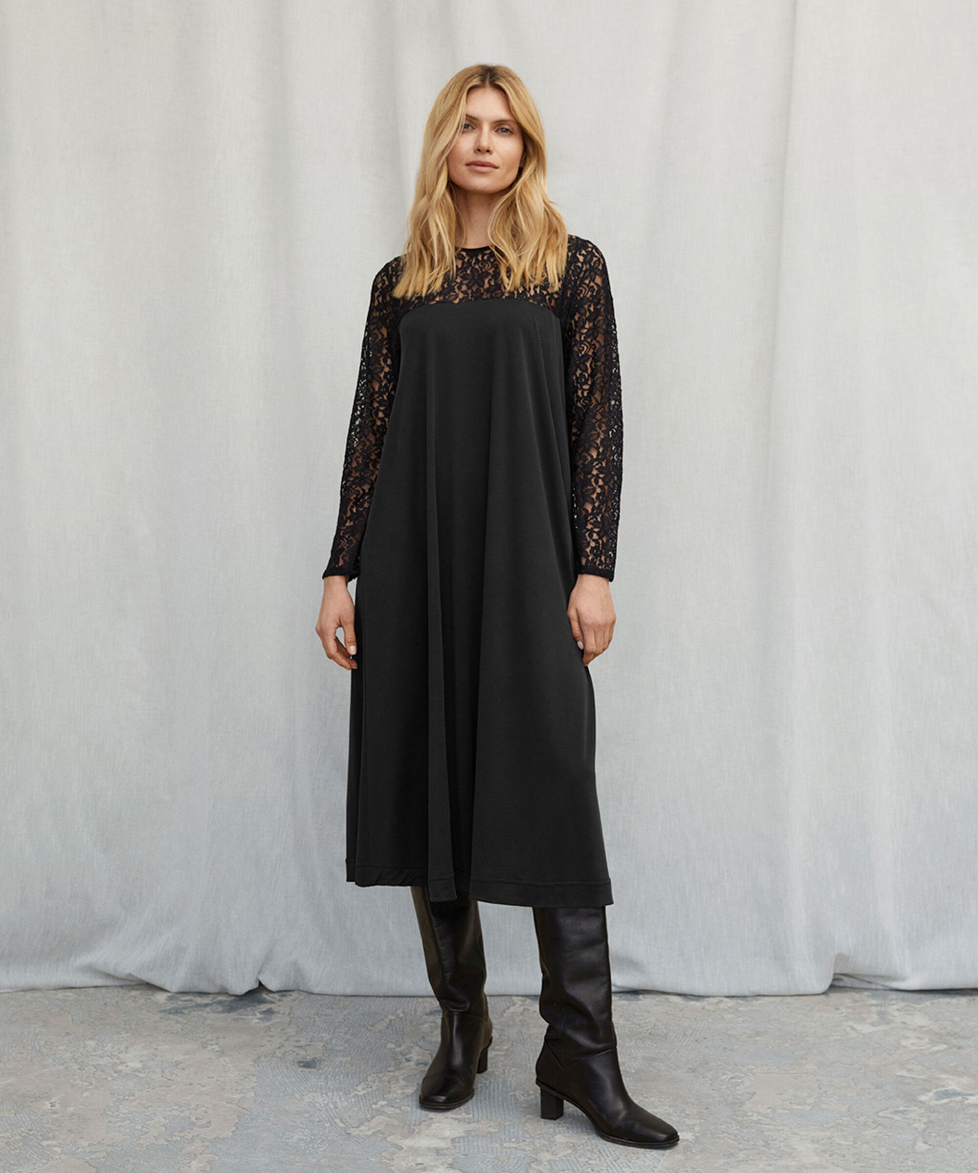 NERIDA JERSEY KLEID, Black