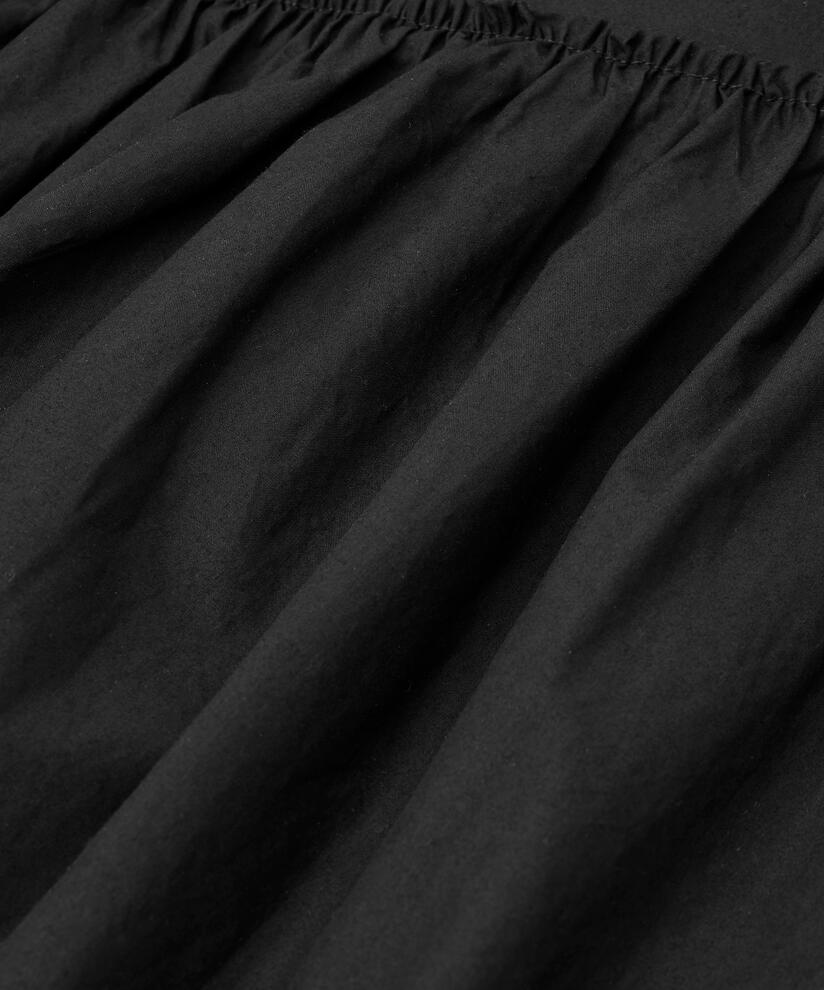 Sif Rock, Black