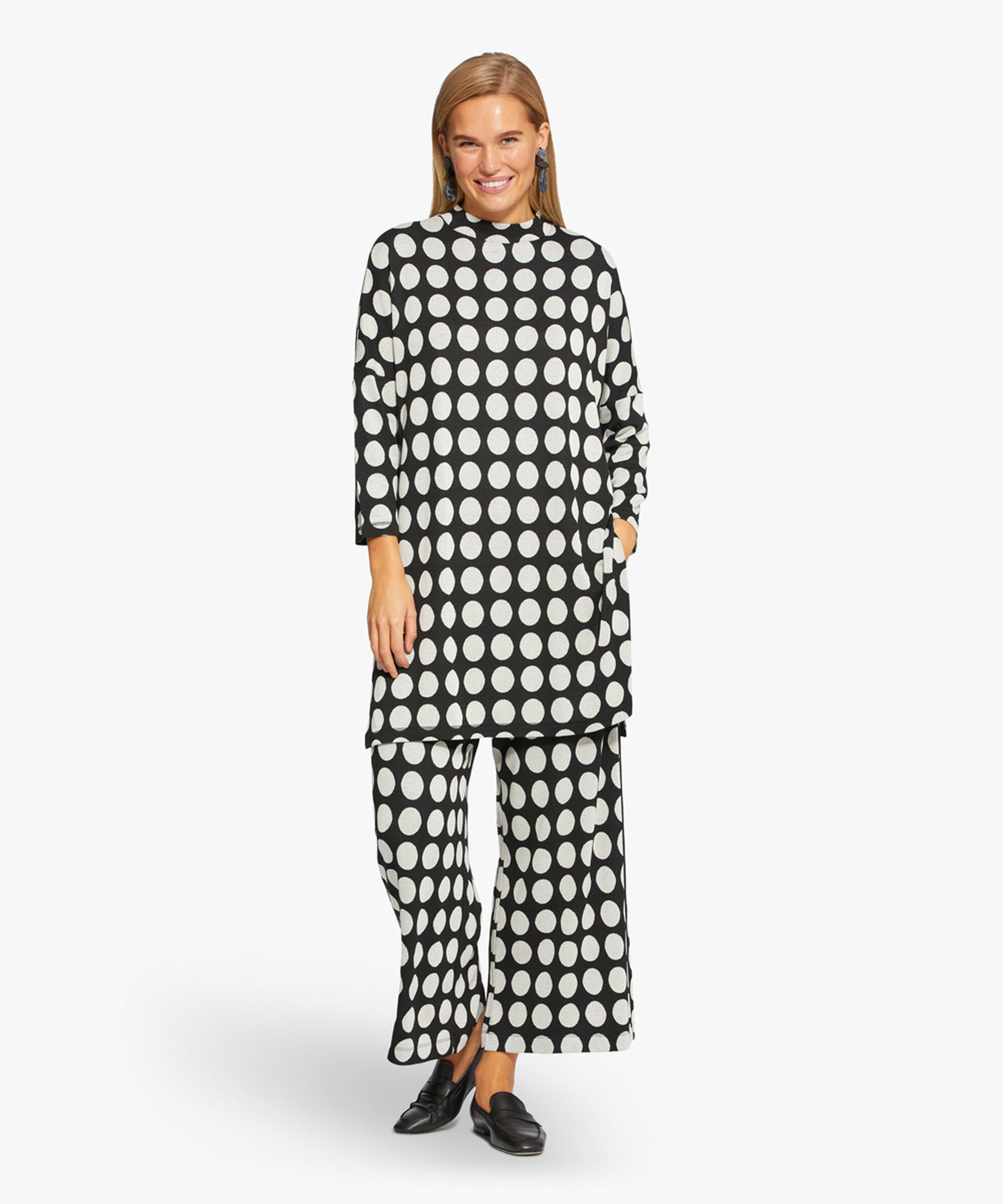 PIRI CAPRI, Black