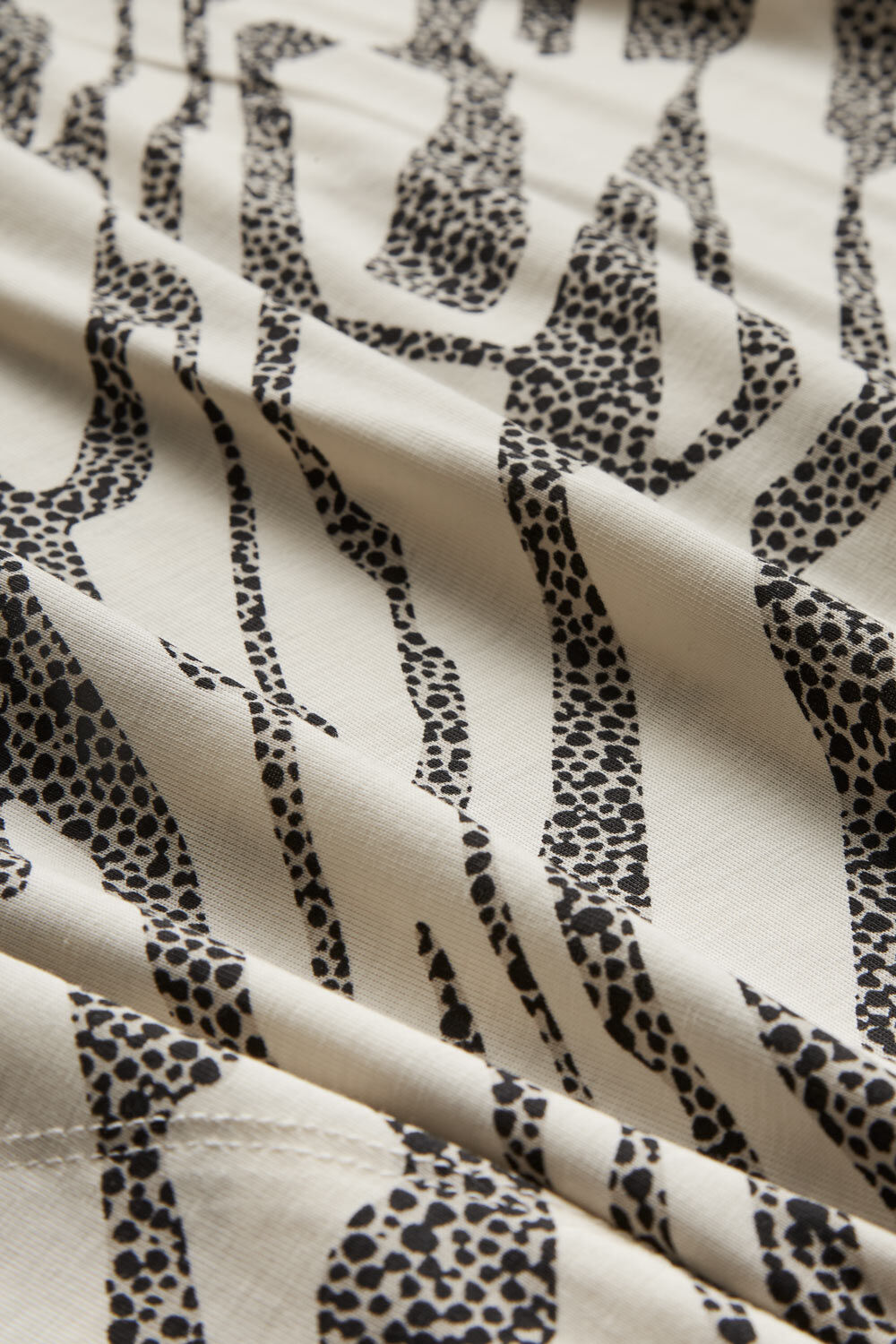 GERTIE TUNIKA, Whitecap