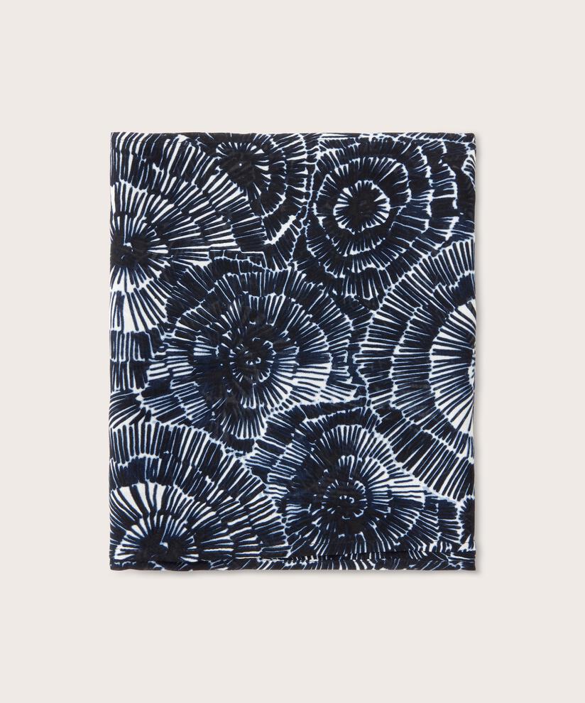 Along Tuch, Maritime Blue