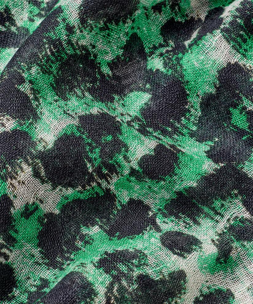 Schal mit Leopardenmuster , Winter Green