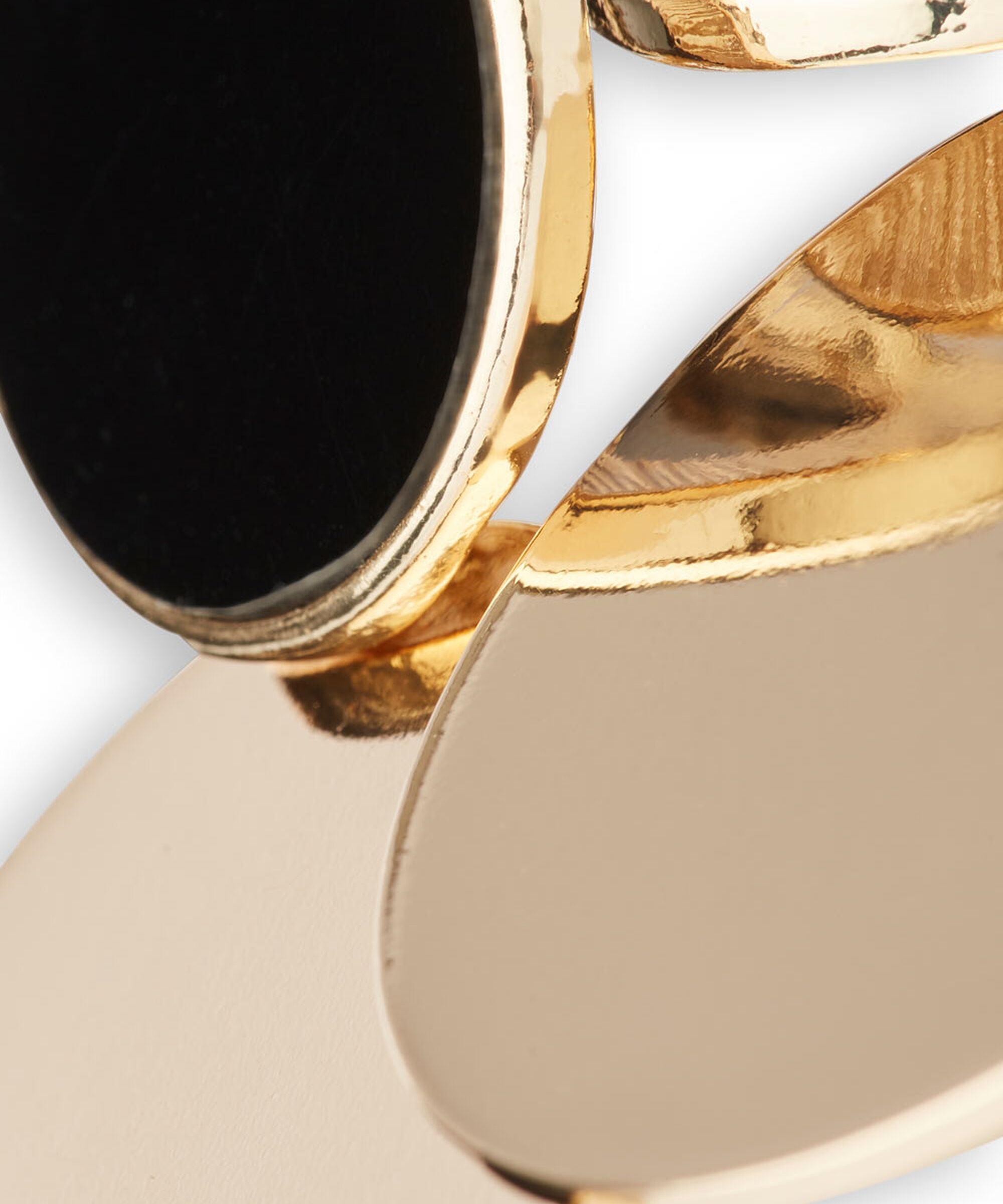 RIVKA OHRRINGE, Black