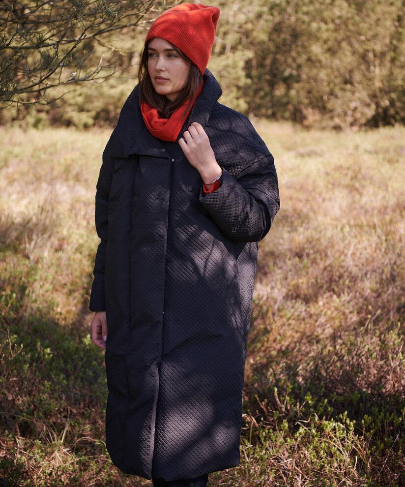 Daunenmantel mit Waffelstruktur, Black