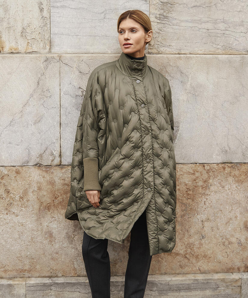 TILDA DAUNENMANTEL, Sea Turtle