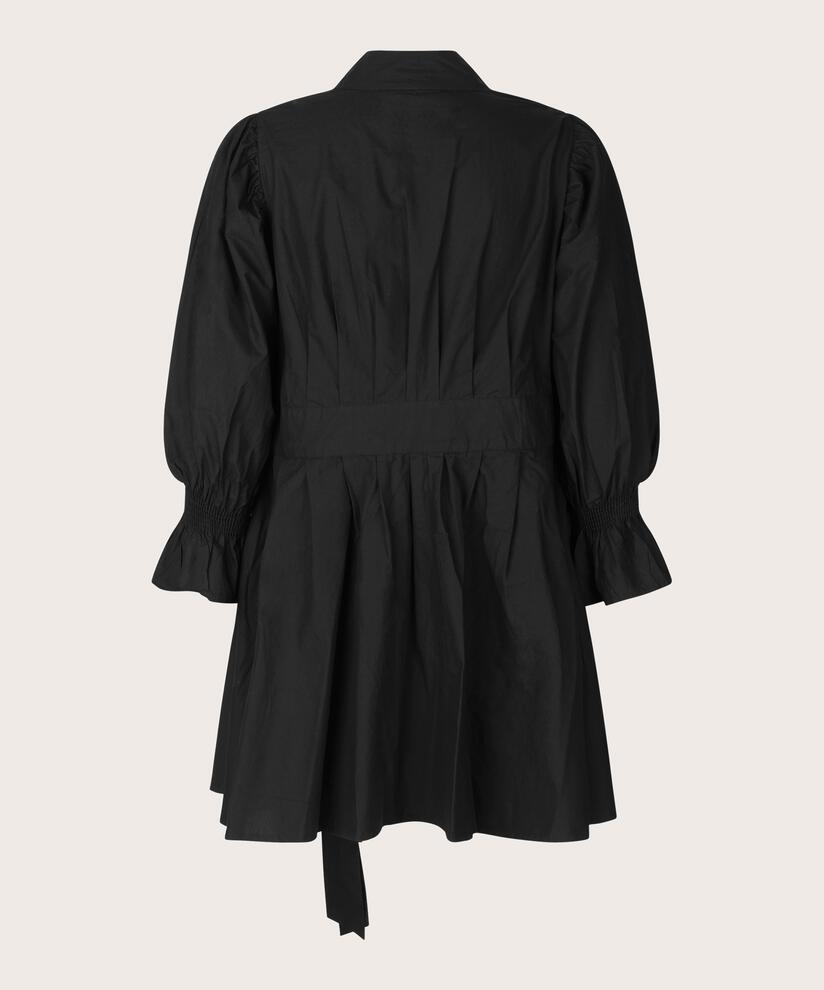 Julia Jacke, Black