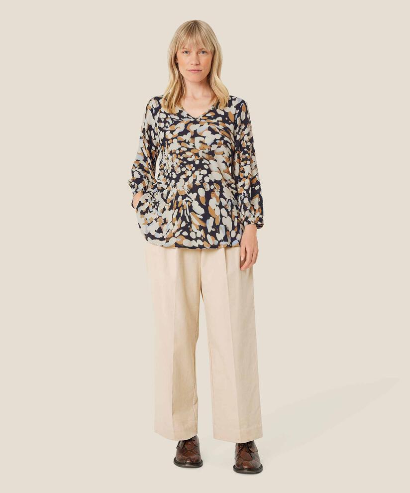 Bedruckte Viskosebluse mit V-Ausschnitt, Chipmunk