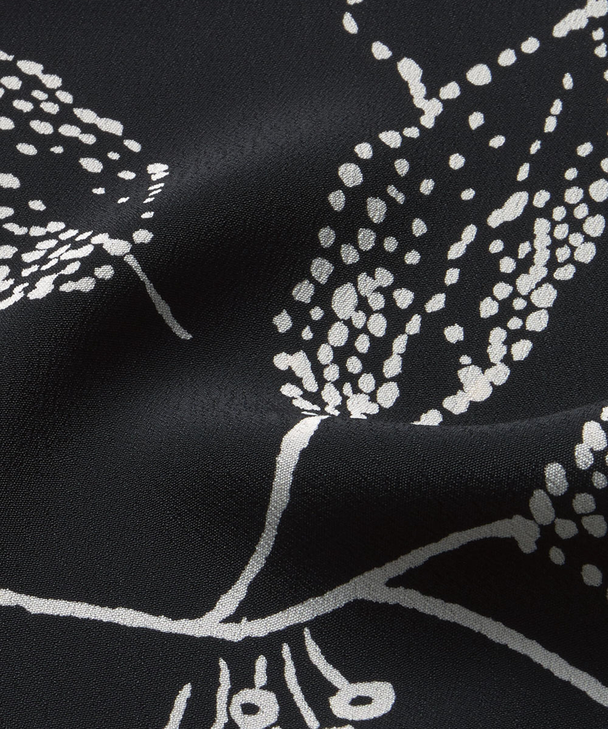 ALONG TUCH, Black