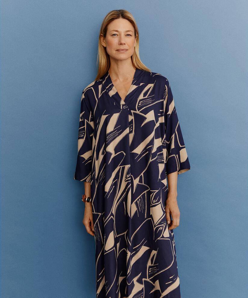 Viskosekleid mit V-Ausschnitt und 3/4-Ärmeln, Navy Blazer