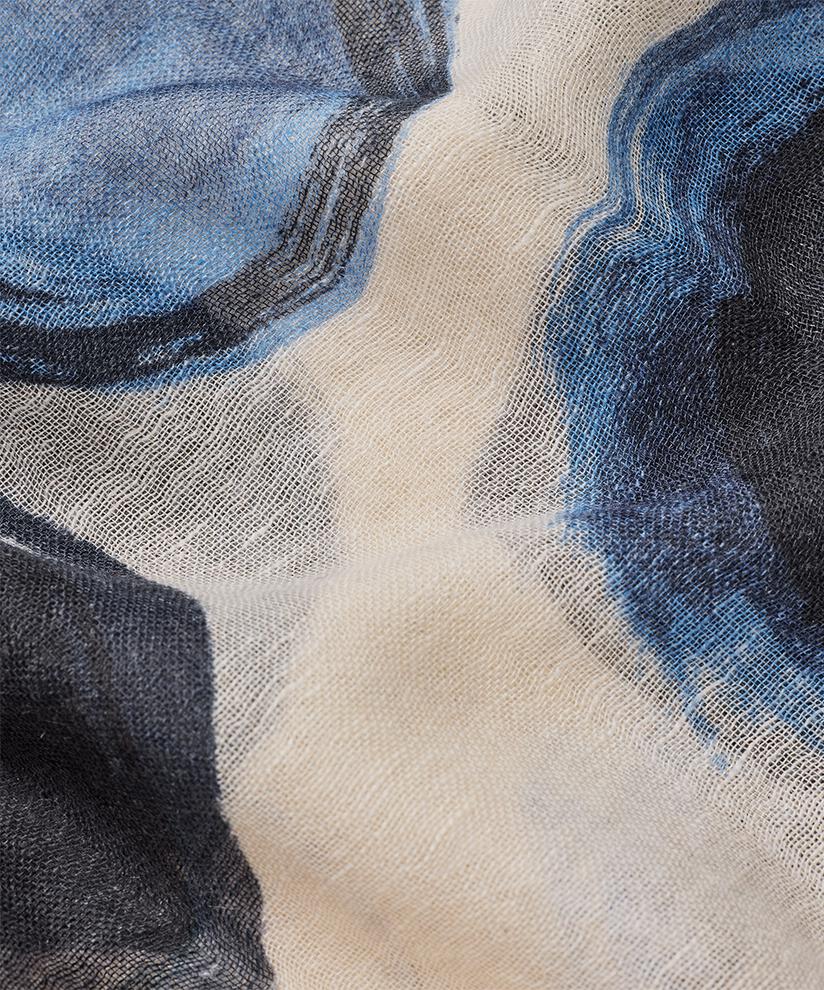 gemusterter Schal aus Leinenmischung, Ultramarine