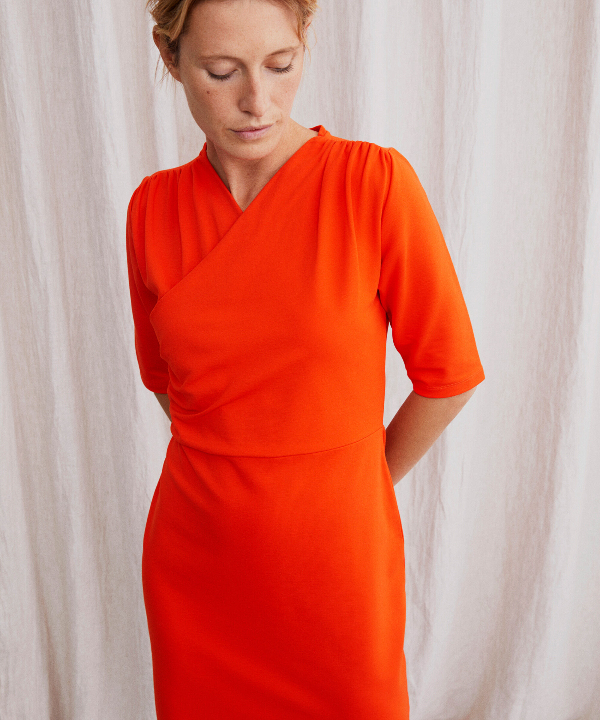 Jerseykleid mit Wickeleffekt am Oberteil, Orange com
